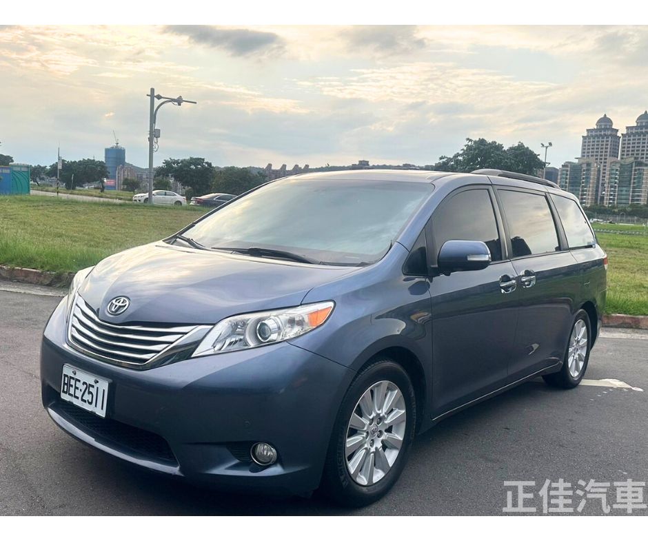 💎2014年 SIENNA Limited 3.5L 頂級版 藍色 7人座💎