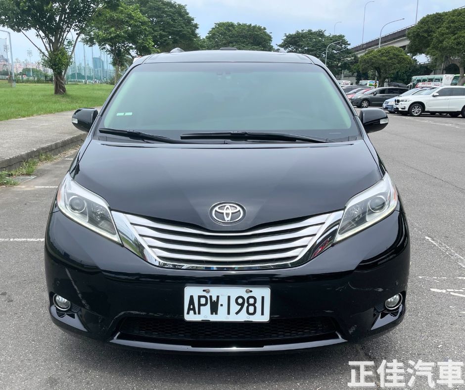 🖤2015年 Toyota SIENNA Limited 3.5L 頂級 黑色 7人座🖤