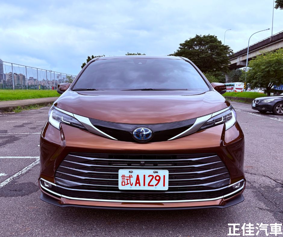 🚗2021年 SIENNA Hybrid LIMITED AWD 2.5L 琉金棕🤎7人座🚌