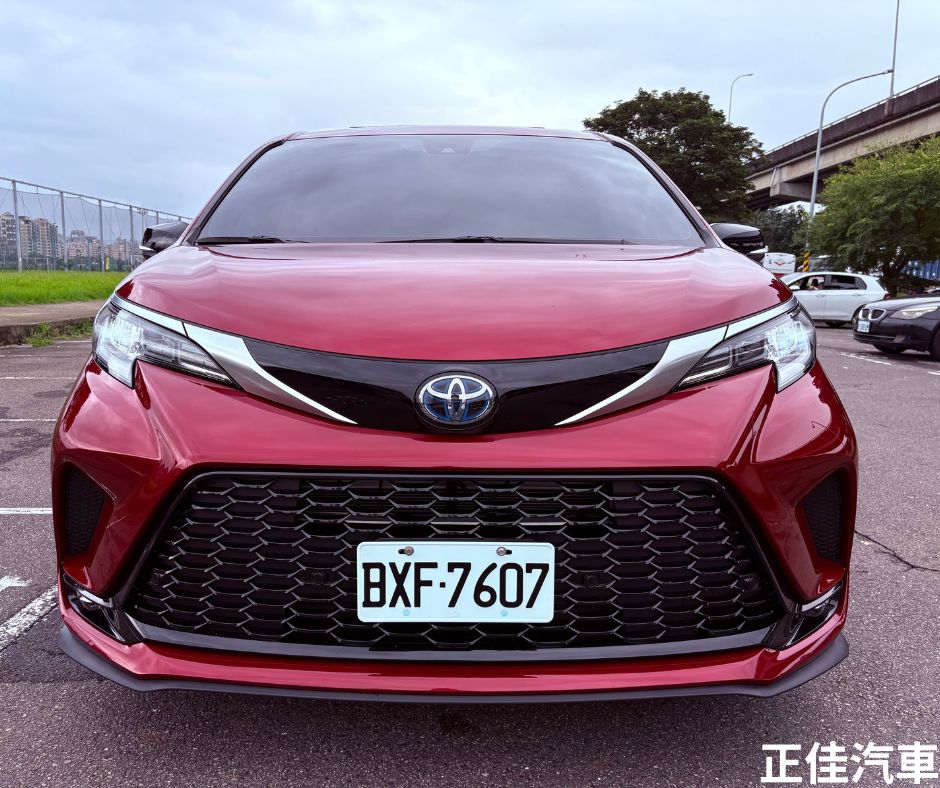 💁‍♀️2023 TOYOTA SIENNA Hybrid XSE 2.5L 運動版 耀動紅 ❤️ 7人座😍